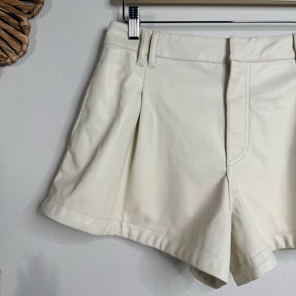 Free People vegan leather shorts wide-leg pleated mid-rise boho 29 - Picture 4 of 7
